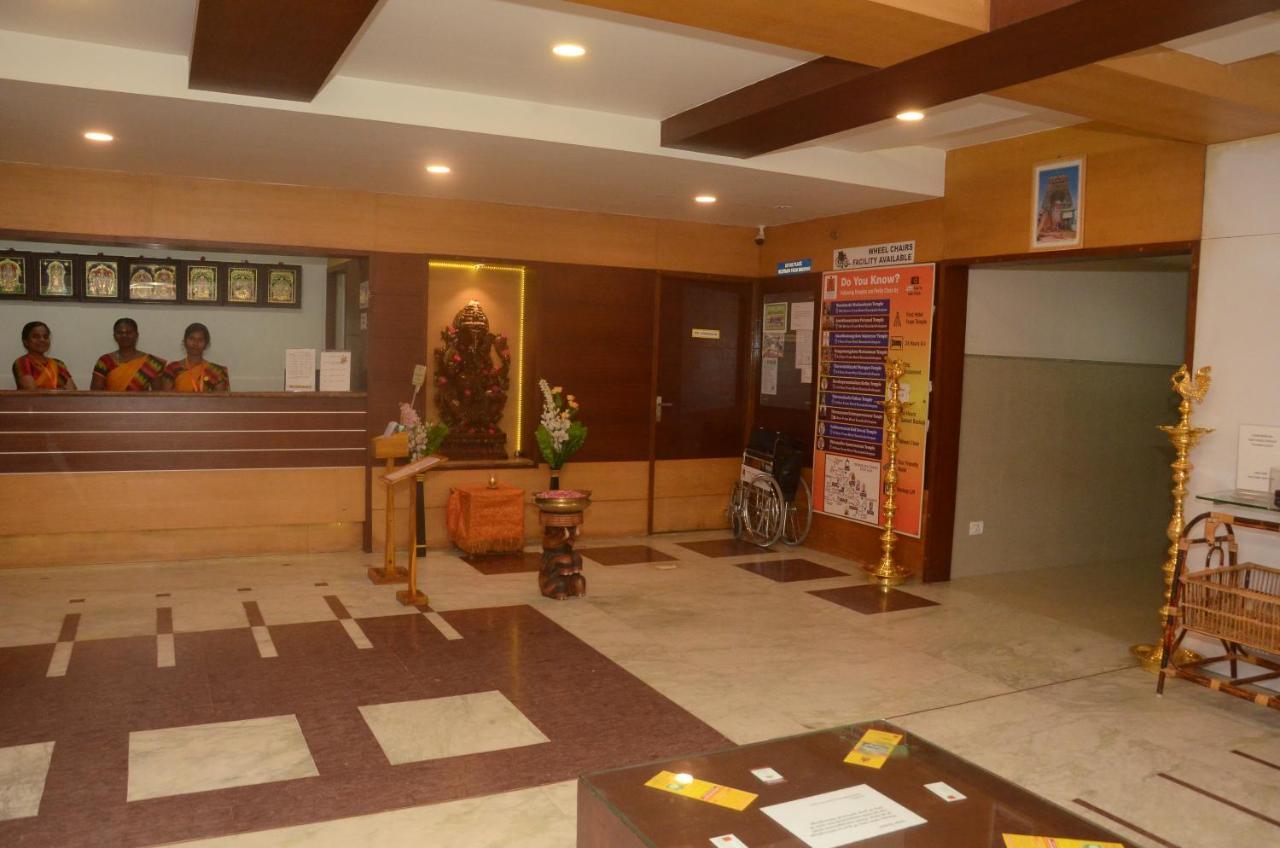 Hotel Kanakabhishegam First Hotel From The Thirukadaiyur Temple Tirukkadaiyur 外观 照片